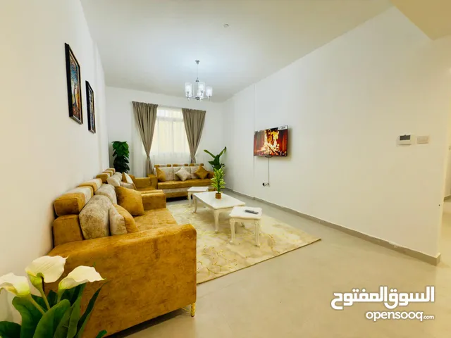 z9 -مبني جديد -كورنيش عجمان -اول ساكن -غرفه وصاله vip -مساحات كبيره جدا -فرش جديد -موقع حيوي