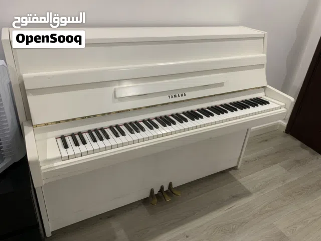 بيانو للبيع بسعر مغري