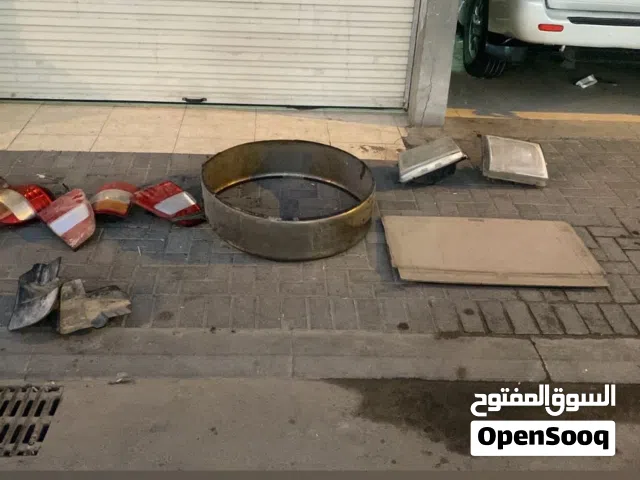 قطع غيار وسمان كرورز  اسطبات خلفيه  كور مالت الاسبير  كور مالت فتحت السقف  وليتين قدام