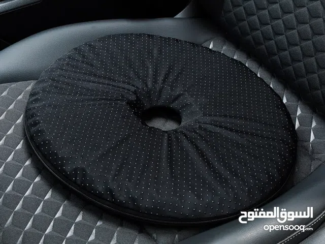 مقاعد تساعد على دعم ظهرك أثناء الجلوس مزودة بغطاء قماشي يمكنك فكه بسهولة مصنوعة من السيليكون
