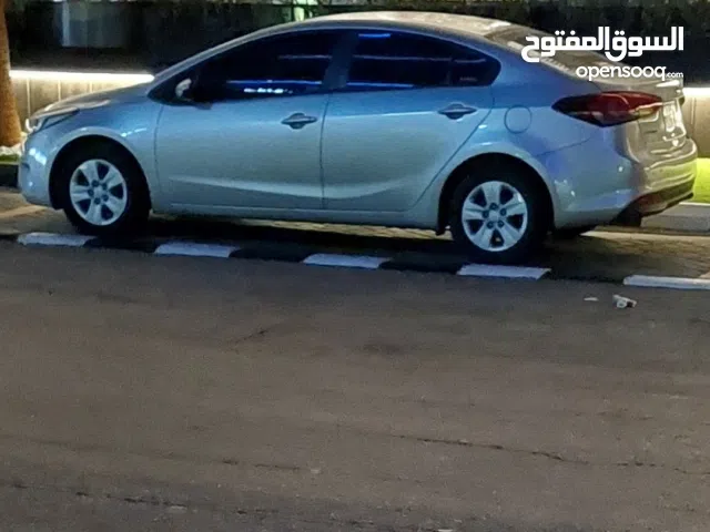 للبيع كيا سيراتو 2017