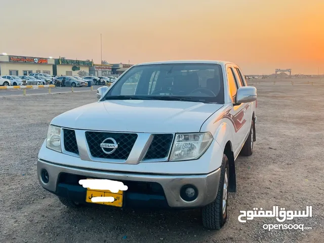 نيسان نافارا 2014