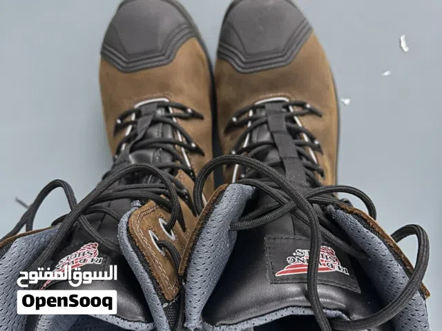 (حذاء سلامة من رد وينجز ) Red wings safety shoes  "لم يلبس جديد بقراطيسه"