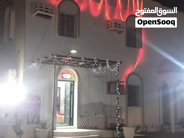 صالون تجميل راقي جدا بكامل ملحقاته