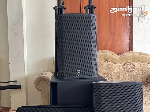 دي جي جديد قليل الاستخدام