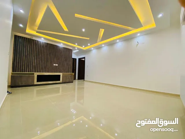 215 m2 3 Bedrooms Apartments for Sale in Amman Abu Nsair