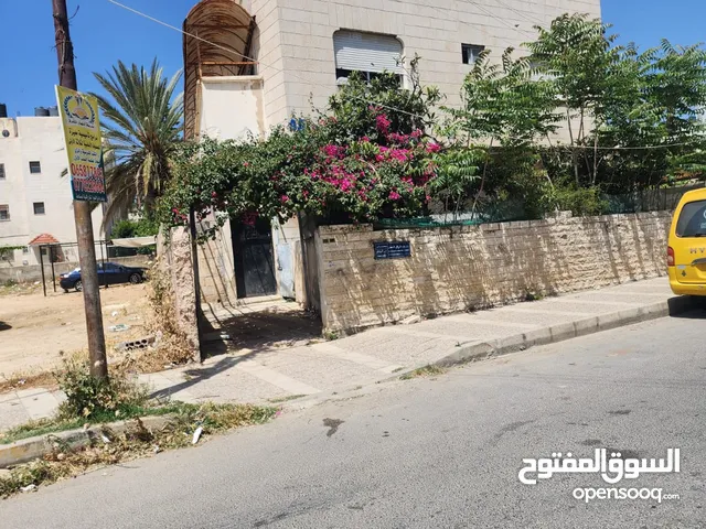 1050 m2 More than 6 bedrooms Townhouse for Sale in Amman Al Bayader