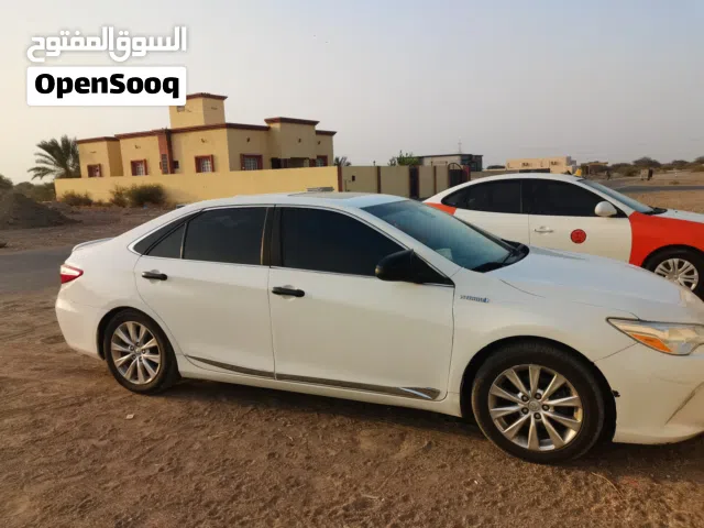 كامري 2016 هايبرد. رقم 1الفَول اوبشن