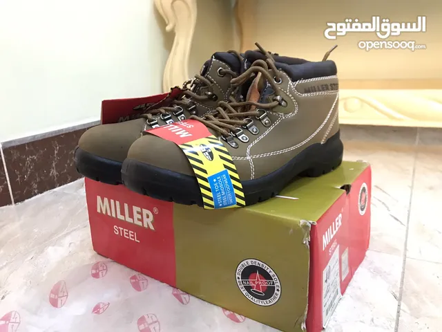 حذاء سلامة ( Safety ) ماركة Miller قياس 40.