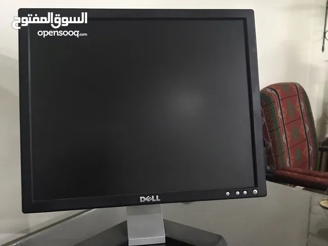 17" Dell monitors for sale  in Al Sharqiya