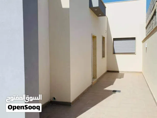 فيلا للبيع -نقدي او شيك او تحويل عين زارة امتداد زويتة.الجدادعة