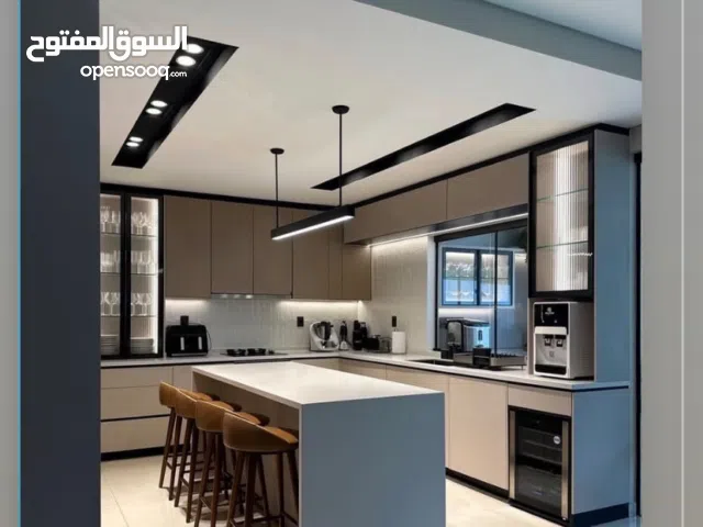 مطابخ خشب إسباني / سويسري / الماني والمنيوم امآراتي جودة عالية بكفالة 10 سنوات