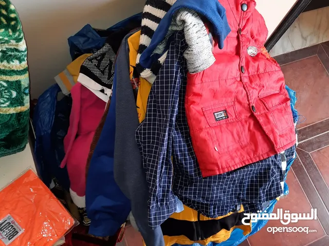ملابس واحذية اطفال للاولاد والبنات للبيع في ليبيا
