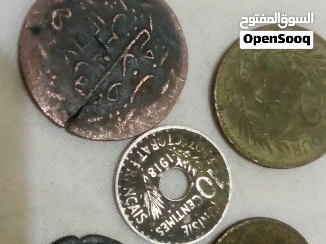 عملات تونسية وايطالية