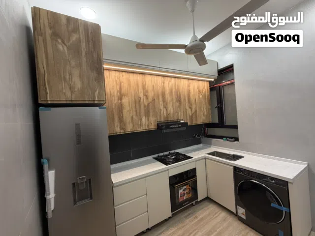 اللمسة الذهبية للمطابخ HDF والديكور