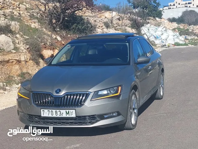 سكودا سوبيرب 4 /4 280 حصان فل فل بانوراما اصتطفاف ذاتي ايد اولا تامين وترخيص شامل لسنه