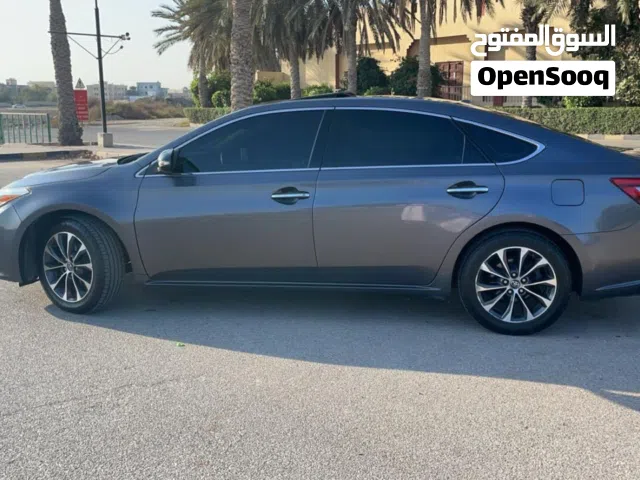 Used Toyota Avalon in Muscat
