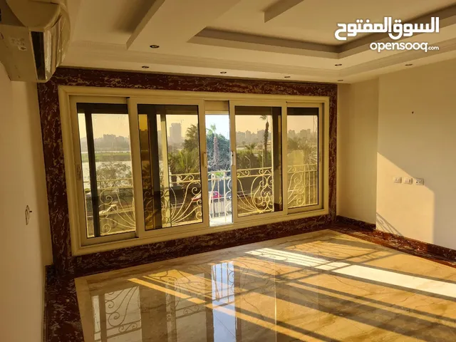 275 m2 3 Bedrooms Apartments for Sale in Cairo Maadi