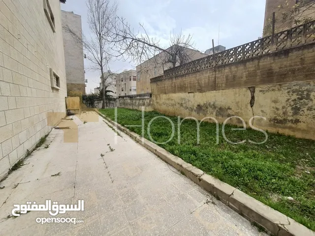 700 m2 More than 6 bedrooms Villa for Rent in Amman Al Rabiah