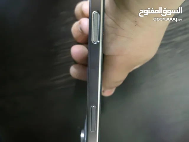 ايفون 16بروماكس للبيع