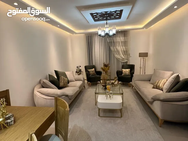 187 m2 3 Bedrooms Apartments for Sale in Ramallah and Al-Bireh Al Tira