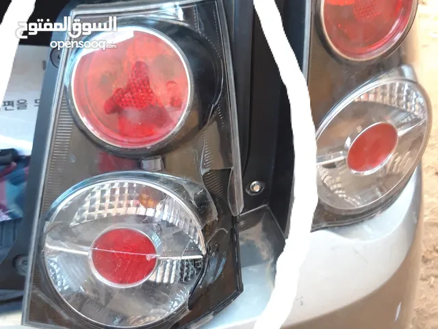 قطع غيار السيارات المعروض فقط
