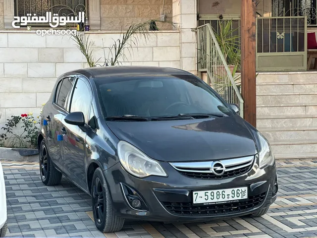 اوبل كورسا خاليه من الحوادث للبيع نص بنص او كاش