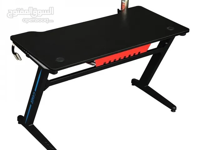 طاولة جيمنج مع إضاءة RGB  مقاس 125x64x75