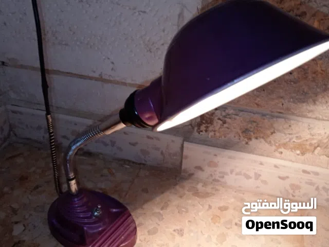 لمبة أرضية مرنة