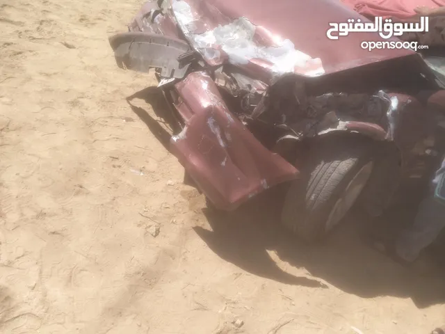 هوندا سيفك موديل 93 تعرضت لخادث
