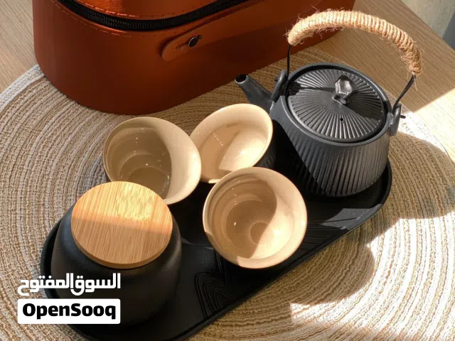 طقم عملي و مناسب لهداية مع حقيبة كبيرة