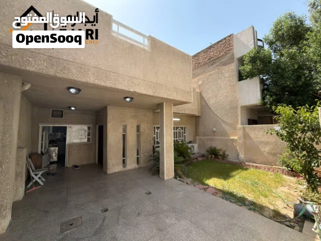 180 m2 3 Bedrooms Townhouse for Rent in Baghdad University