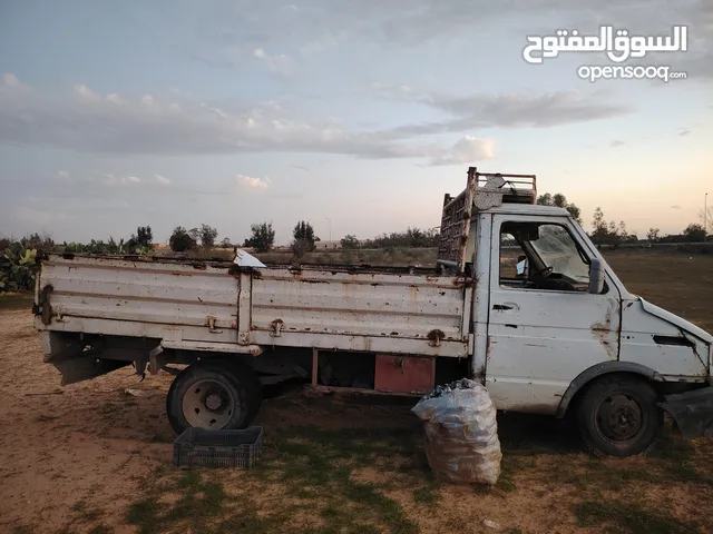 افيكو صندوق تجارية 40 10 الدار السيارة تبي محرك