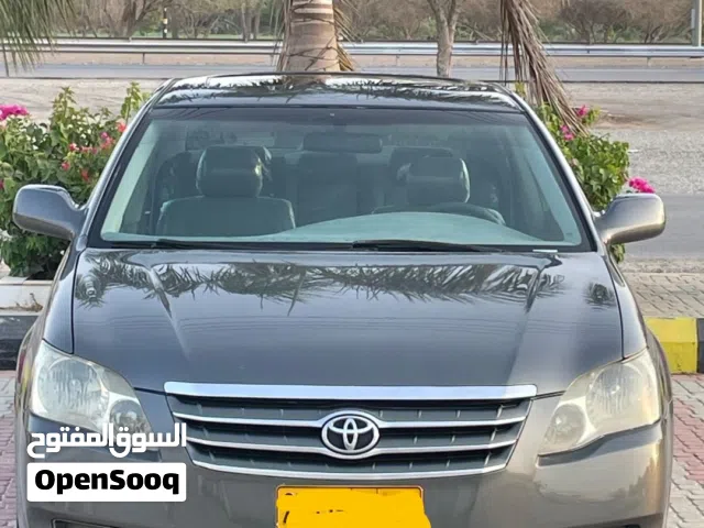 تويوتا افالون للبيع