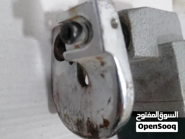 مقص حديد بسعر مغري