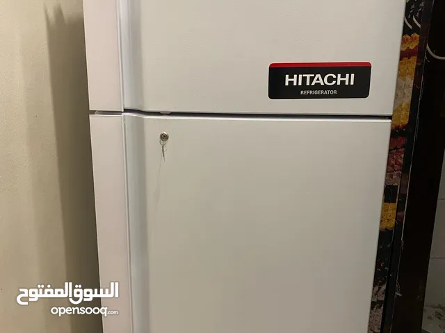 ثلاجه حجم كبير وشبه جديد وفريزر مستعمله