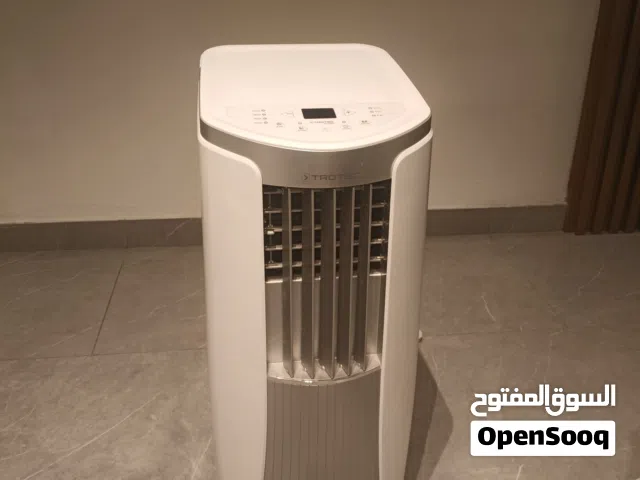portable AC for sale in excellent condition same as brand new