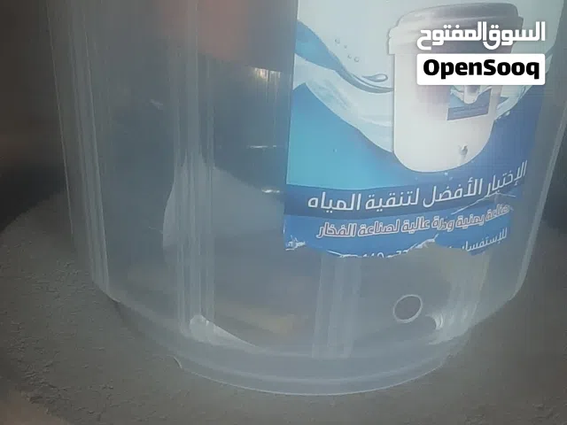 قطارات مياه شرب الماء طبيعي