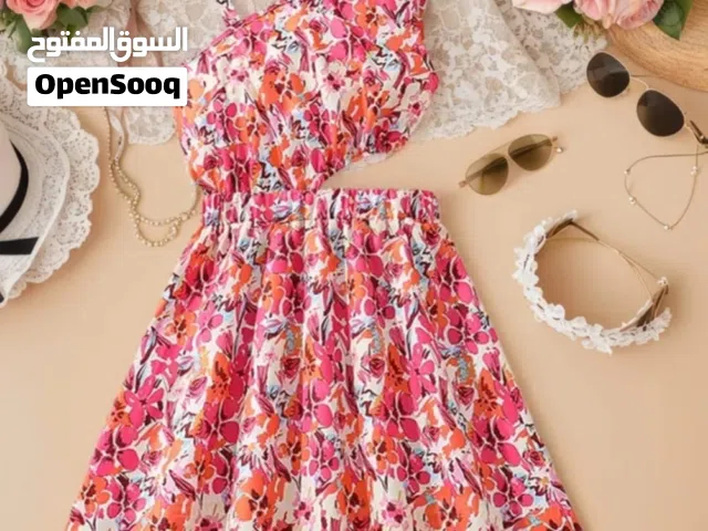 فساتين قصيره وطويله نسائيه واطفال