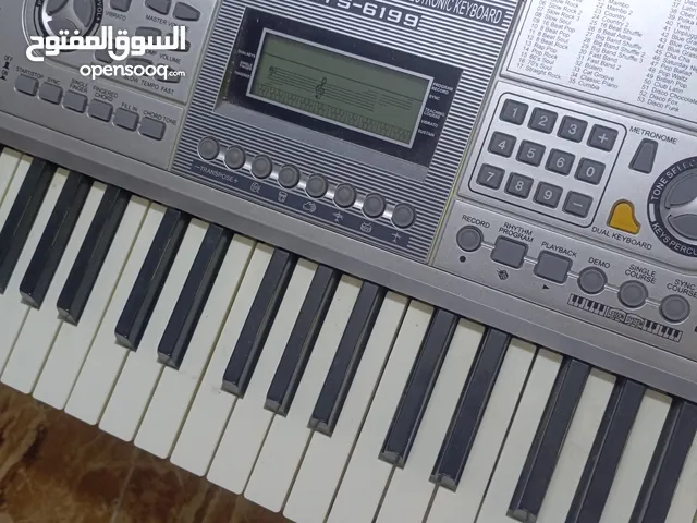 بيانو كهربائي ممتاز مع اصوات وايقاعات