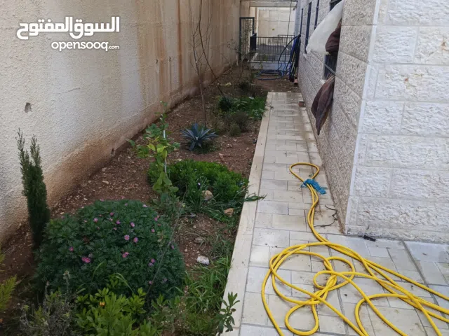 شقة للبيع مدخل وحديقة جديد غير مسكون
