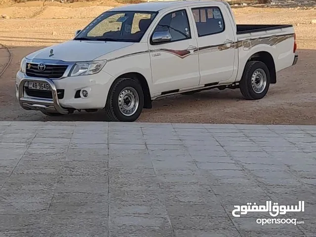 Toyota Hilux 2015 in Ma'an