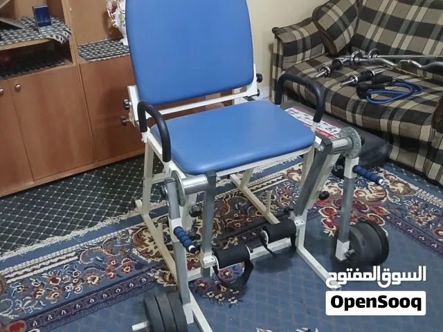 كرسي  تقوية العضلة الرباعية أمامي خلفي