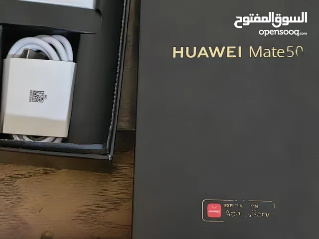 mate 50  بحالة الوكالة ولا خدش ونسبة البطارية لسه 100٪