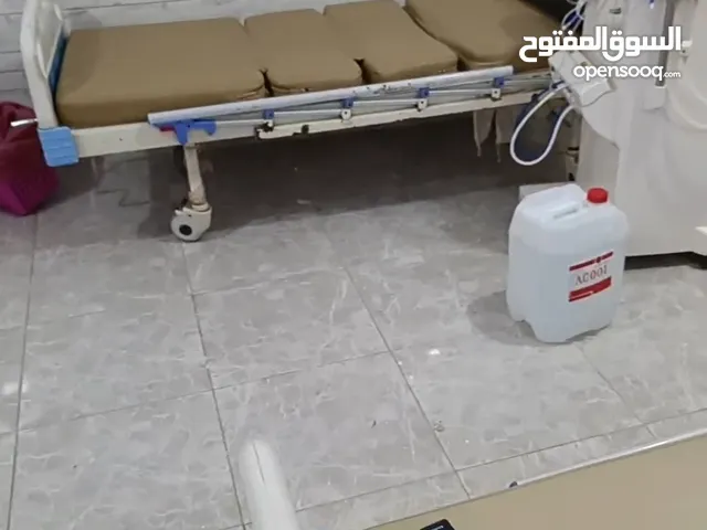 مستشفى ثلاث ادوار بصيدليه موقع استراتيجي ممتاز تعمل بكفاءه