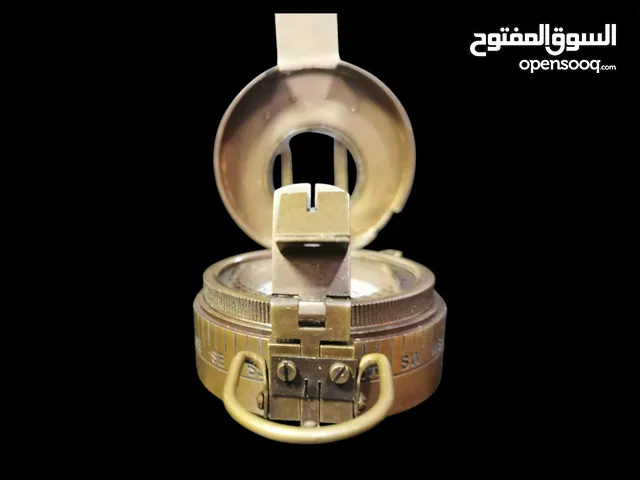 بوصله نحاس عسكريه 1941 دقيقه جدا