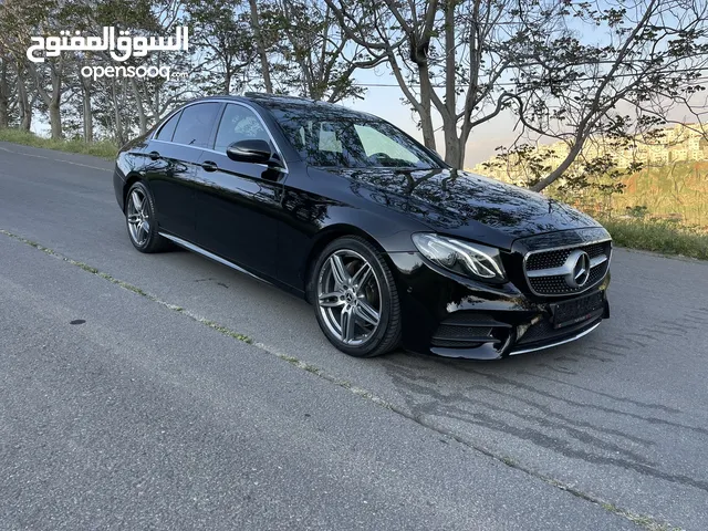 Sedan Mercedes Benz in Amman