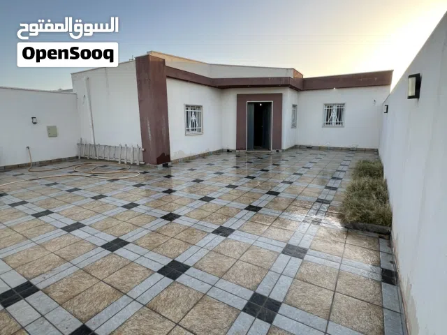 استراحة ف الباعيش شارع ألورد ف حي سكني للبيع