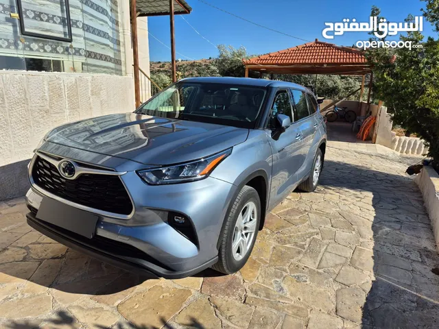 Used Toyota Highlander in Amman
