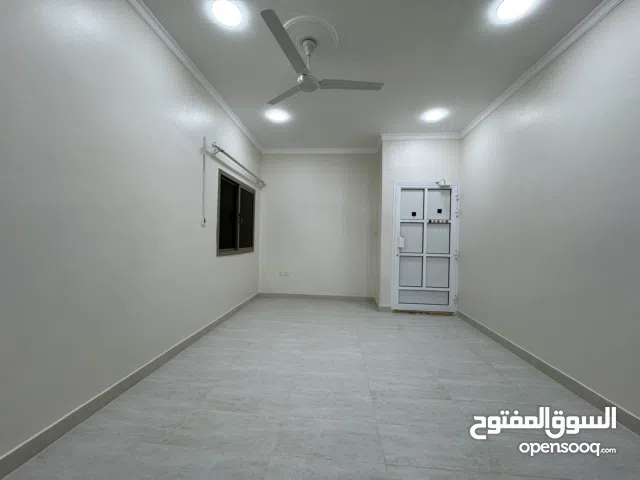180 m2 5 Bedrooms Townhouse for Sale in Southern Governorate Riffa